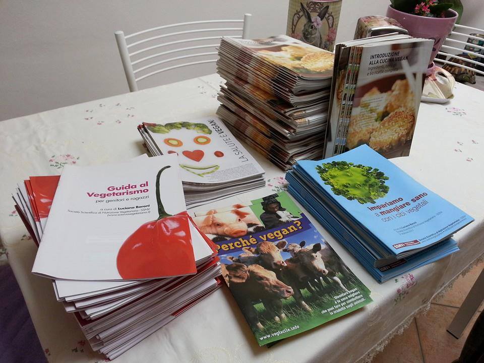 1536552_596925523710027_1420001374_n