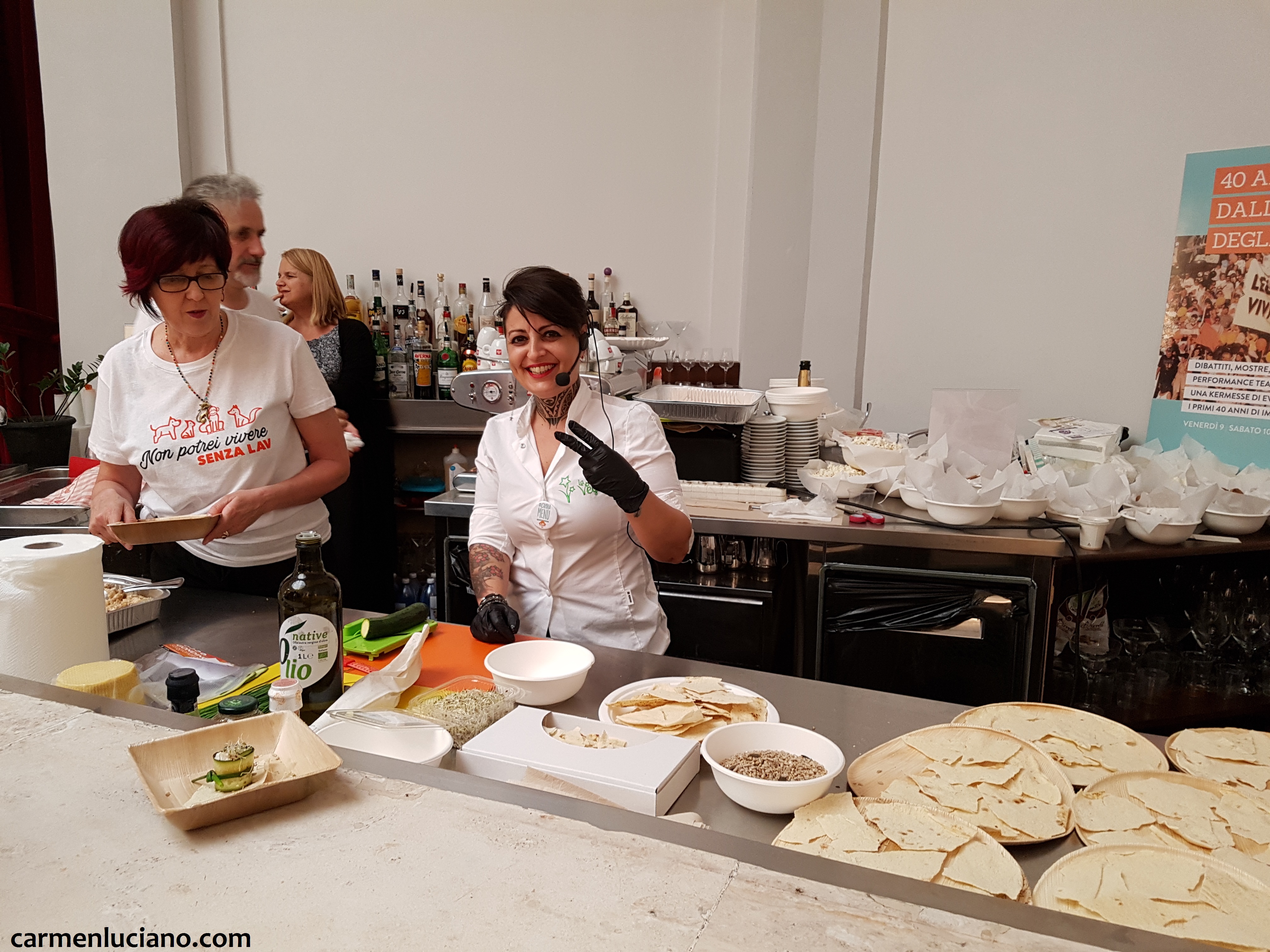 la stella vegan show cooking.jpg