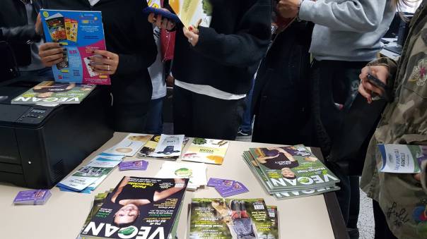 lezione nelle scuole 1.jpg