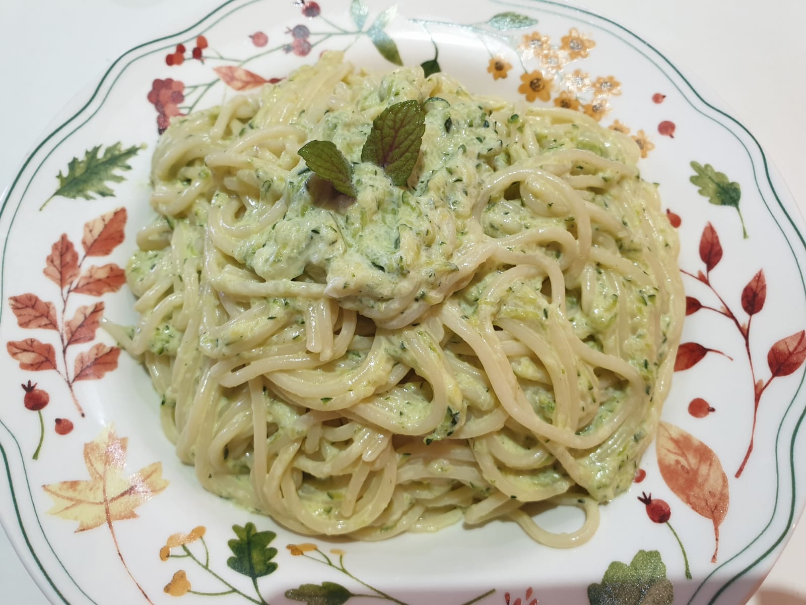 spaghettini in crema di zucchine